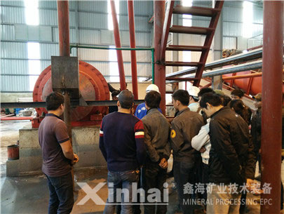 乐动（中国）技术人员为选厂工人进行现场实操培训