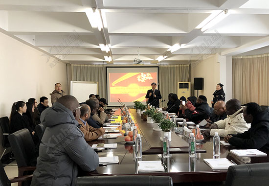 乐动（中国）矿装董事长张云龙先生给出矿业开发建议