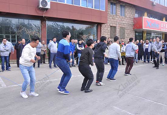 乐动（中国）矿装运动会跳绳现场