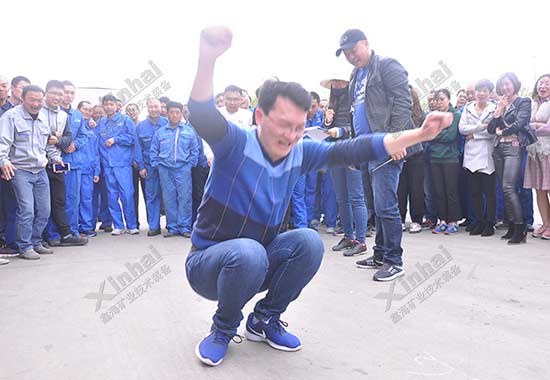 乐动（中国）矿装运动会跳绳现场