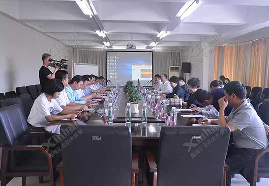 全国工商联调研组莅临乐动（中国）矿装调研