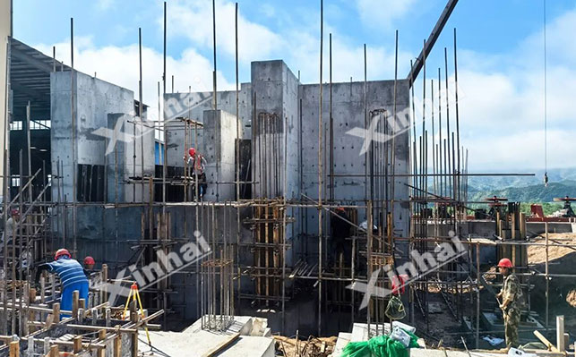 乐动（中国）银铅锌金多金属矿项目安装现场